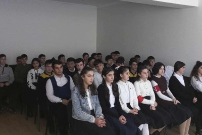 Xaçmaz: yeniyetmələrlə məişət zorakılığı barədə danışılıb