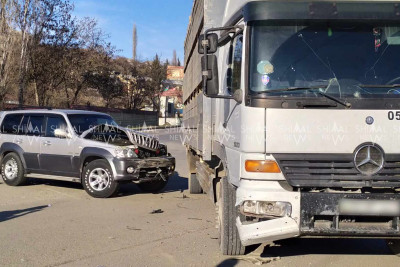Quba: yolunu gözləməyən sürücü qəzaya səbəb olub