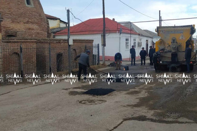 Qubada avtomobil yollarının təmiri davam edir