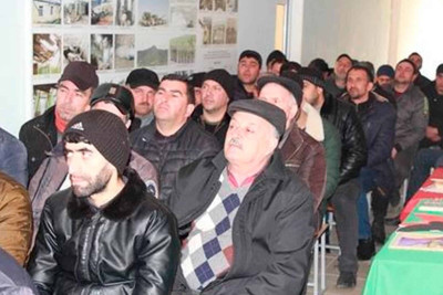 İsmayıllı: Buynuzda icra başçısı sakinlərlə görüşüb