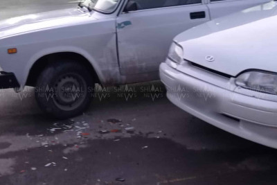 Xaçmazda avtomobil dayanan yerdə əzilib