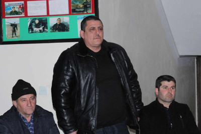 İsmayıllı: Ağbulaqda icra başçısı sakinlərlə görüşüb