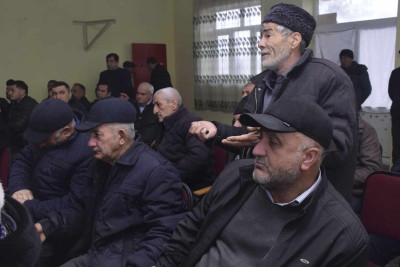 Quba: icra başçısı Paşaoba kəndində sakinlərlə görüşüb