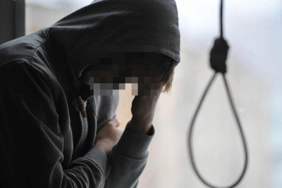 İsmayıllı: paytaxtdan gələn yeznə qaynının evində intihar edib