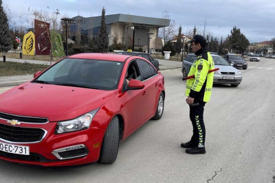 Qubada 112 sürücü qaydaları kobud şəkildə pozub və cərimələnib