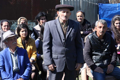 İsmayıllı: icra başçısı Zeyvə kəndində sakinlərlə görüşüb