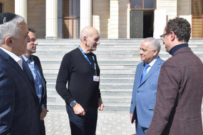 İsrailin sabiq Baş naziri Qubaya qonaq gəlib