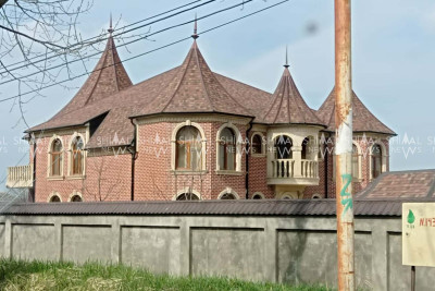 Qubada ev talanıb: evdən bahalı spirtli içkilər oğurlanıb