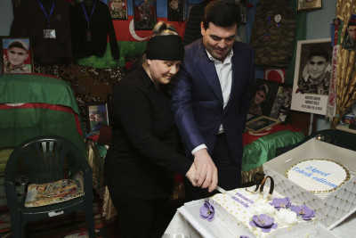 Xaçmaz: icra başçısı və şəhid anası ad gününü qeyd ediblər