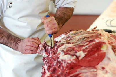 İsmayıllı: heyvan kəsimi məntəqələrində nöqsanlar aşkar edilib