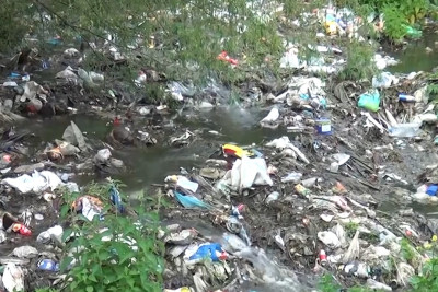 Xaçmazda arxa atılan tullantı natəmizlik yaradır