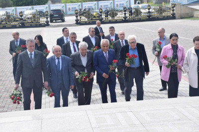 Qubada yazıçıların iştirakı ilə forum keçirilib