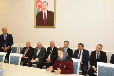 Xaçmaz: Elnur Rzayev sakinləri qəbul edib