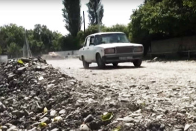 İsmayıllıda Topçunun yolu yararsız hala gətirilib