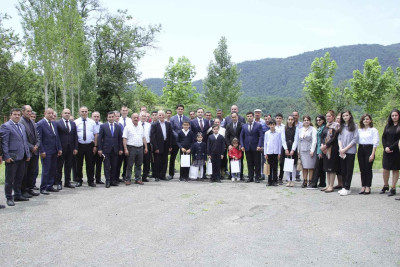 İsmayıllıda vətəndaş qəbulunda uşaqlara ayrıca diqqət göstərilib