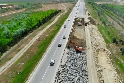 Oğurlanan avtomobil Bakı-Quba yolunda tapılıb