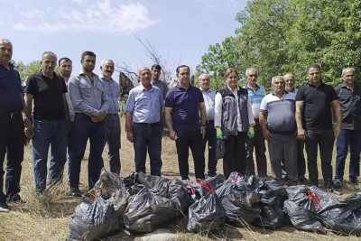İsmayıllı meşələrində təmizlik aksiyası keçirilib