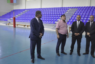 Qusar: Gənclər və İdman İdarəsinin rəisi İdman Kompleksi ilə tanış olub