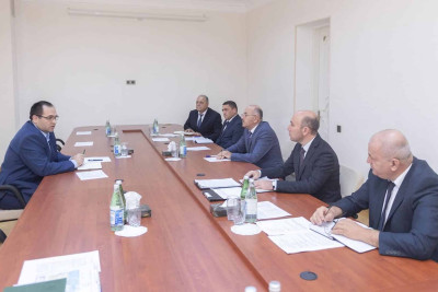 Quba: Kənd təsərrüfatı naziri sakinləri narahat edən məsələləri dinləyib