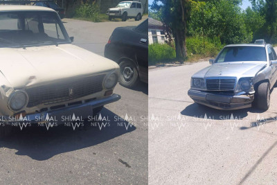 Quba: “Mercedes” “VAZ”a çarpılıb