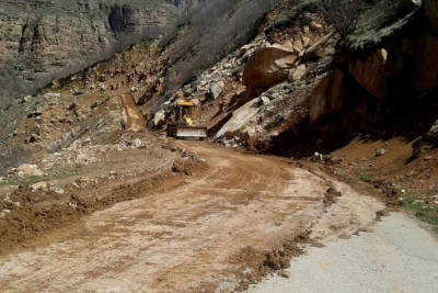 Quba-Xınalıq yolu: fəsadların aradan qaldırılması davam edir