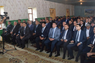 Quba: Tariyel İbrahimov sakinləri narahat edən məsələləri dinləyib