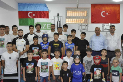 Xaçmaz: RGİİ rəisi kikboksçularla görüşüb