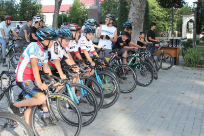 İsmayıllıda velosiped yarışı keçirilib