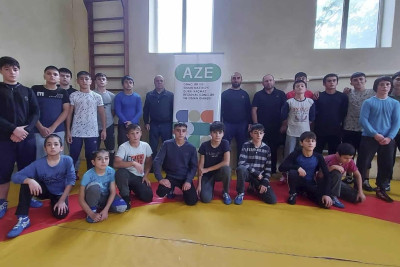 Qusarda gənc güləşçilər nümunəvi çıxışlar təqdim ediblər