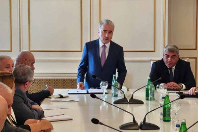 Quba RİH: yeni icra başçısı kollektivə təqdim olunub