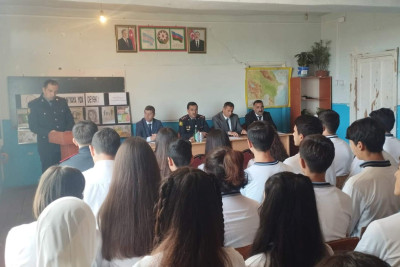 DİN: Xaçmazlı məktəblilərlə narkotiklər haqda söhbət aparılıb