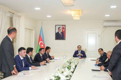 İsmayıllı RİH başçısı dövlət qulluğunda çalışmaq istəyənlərlə görüşüb
