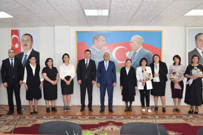 Qusar: bir qrup müəllimə Fəxri Fərman təqdim edilib
