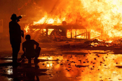 Xaçmaz: Xudatda anbarda yanğın olub