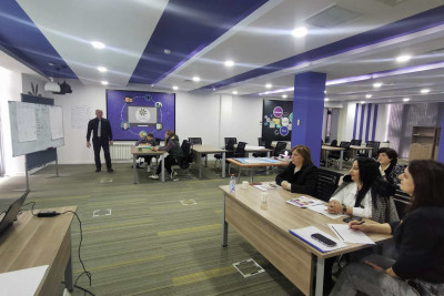 KOBİM: təlim iştirakçıları ilə etika və davranış qaydaları müzakirə edilib