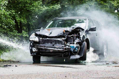 İsmayıllıda avtomobil yanıb