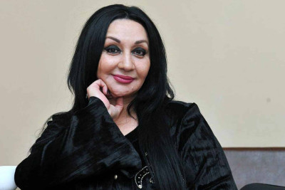 Xaçmaz: Turist qəsəbəsində elektrik dirəklərinin çoxu naqillərdən sallanıb