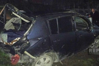 Ödənişli yolda baş verən qəzada xəsarət alan şəxs dünyasını dəyişib