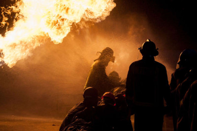 Xaçmaz: Qobuqıraqda ev yanır