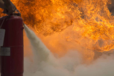 Xaçmaz rayonunda yanğın ikimərtəbəli evdə baş verib