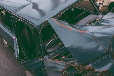 Xaçmaz: aşmış avtomobildə 2 nəfər xəsarət alıb