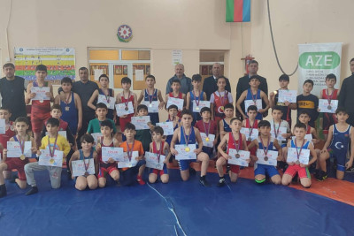Xaçmaz: 70 idmançı sərbəst güləş üzrə rayon birinciliyində iştirak edib