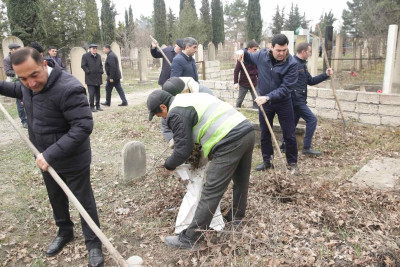 Xaçmaz: Qəbiristanlıqlarda növbəti təmizlik işləri aparılıb