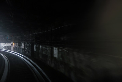 Xaçmaz sakini özünü qatar altına atıb