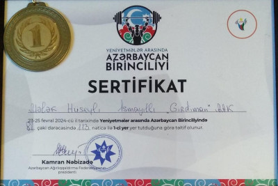 İsmayıllı: 10-cu sinif şagirdi ağırlıqqaldırma üzrə 1-ci yerə layiq görülüb