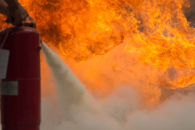 Xaçmaz: Niyazoba kəndində köşk yanıb