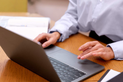 Şimal: Valideynlərin köməyi üçün alternativ qeydiyyat mərkəzləri yaradılıb