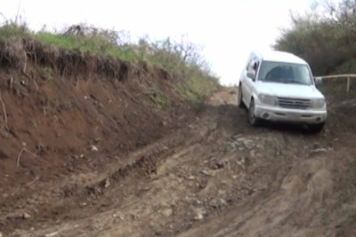 İsmayıllının Qaraqaya kənd yolu qara gündədir