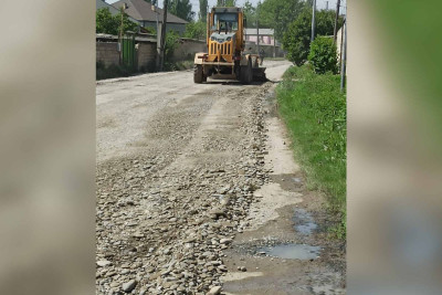 Xaçmaz: Uzunobada yollar hamarlanıb