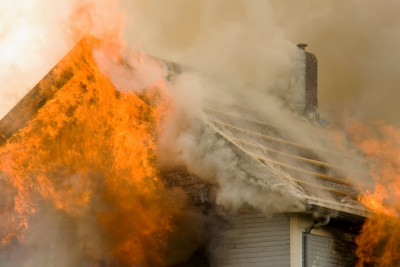 FHN: Xaçmazda ev yanıb